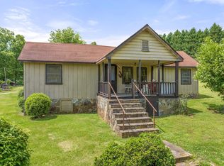 176 Montego Bay Trl, Clarkesville, GA 30523