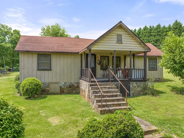 176 Montego Bay Trl, Clarkesville, GA 30523