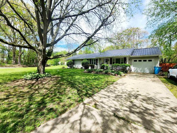 11302 Maple Rd, Plymouth, IN 46563