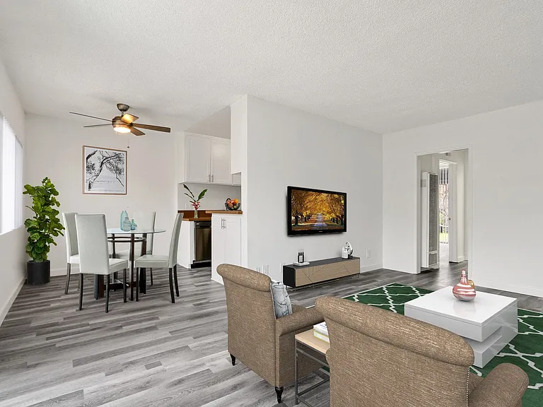 1624 Camden Ave — Photo 52