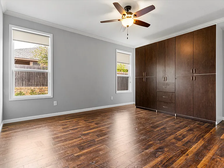 5000 Wild Oats Dr — Photo 7