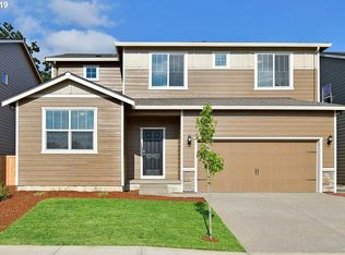856 N Valley Dr, Molalla, OR 97038