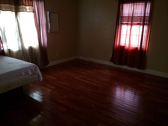 3rd image of 5311 Bayouside Dr