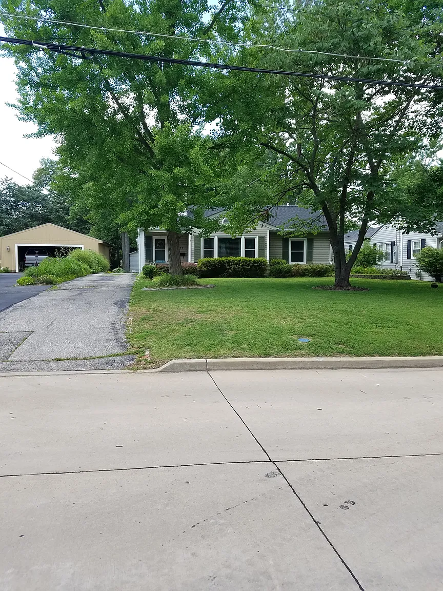 1531 Ann Ave photo 1