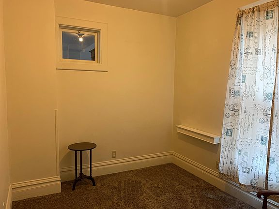 5th image of 782 1/2 Glen Oak St