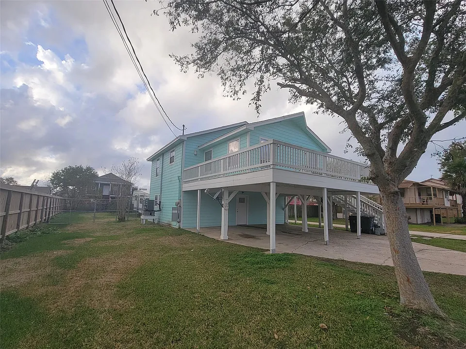 1010 22nd St