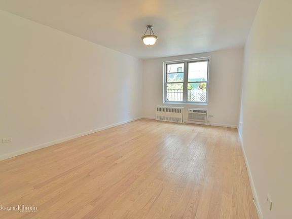 3rd image of 88 Bleecker St APT 6B