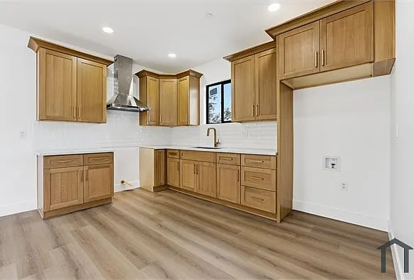 3126 Blanchard St #2 — Photo 19