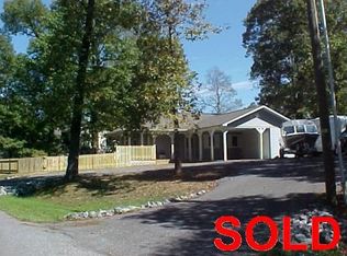 492 Knight Ln, Benton, KY 42025
