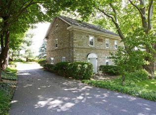 1098 S College St, Myerstown, PA 17067