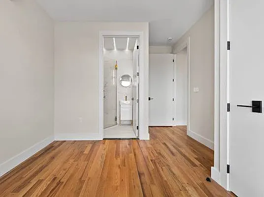 Rented by Doorway NYC, LLC | media 22