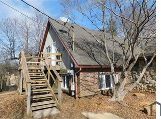 1206 Tree Top Ln #A, Evansville, IN 47712