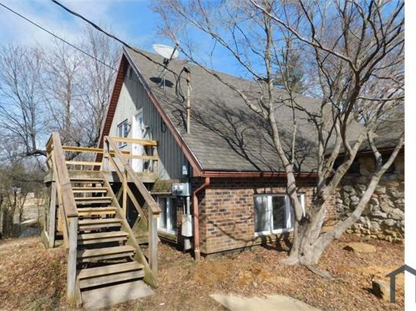 1206 Tree Top Ln #B