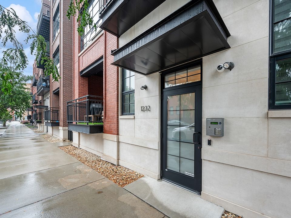 1st image of 1232 N Bosworth Ave #201