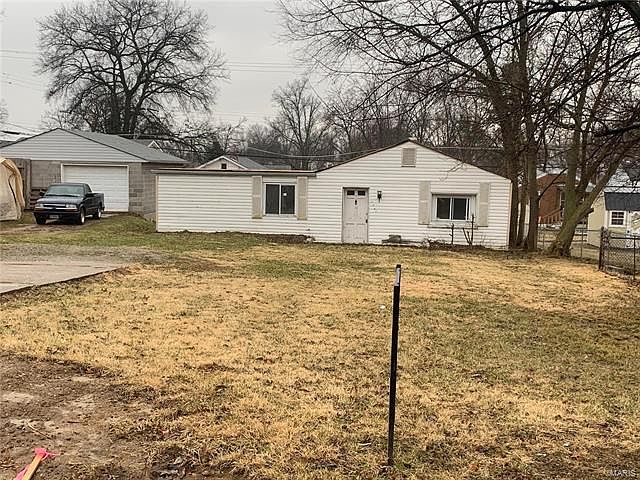 1st image of 9408 Flora Ave