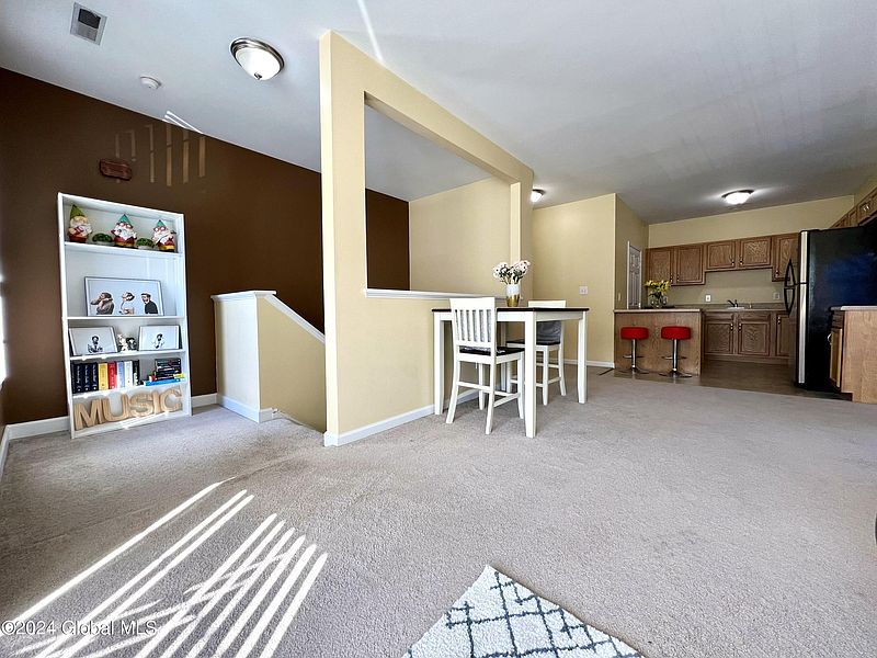 2nd image of 106 Worthington Terrace