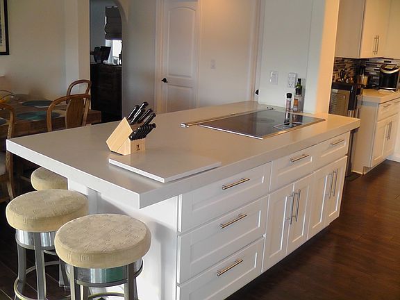 island with seating.