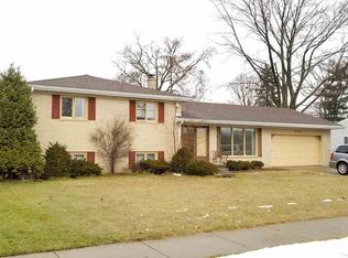 5115 Greenleaf Ln, South Bend, IN