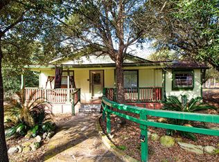 208 Gardenia St, Onalaska, TX 77360