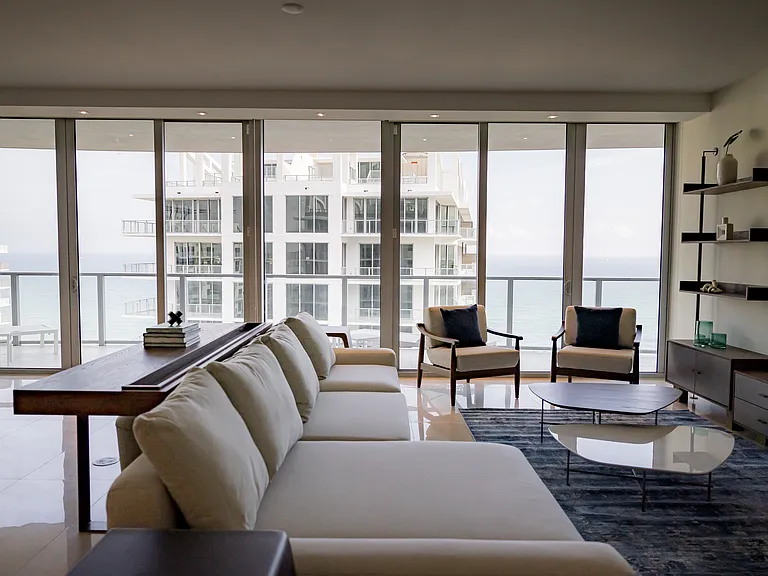 3100 N Ocean Dr — Photo 2