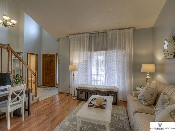 4th image of 408 Fleetwood Dr