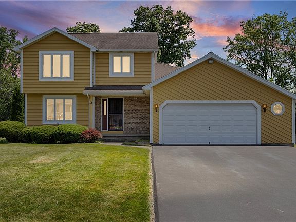 2nd image of 12 Forest Meadow Trl