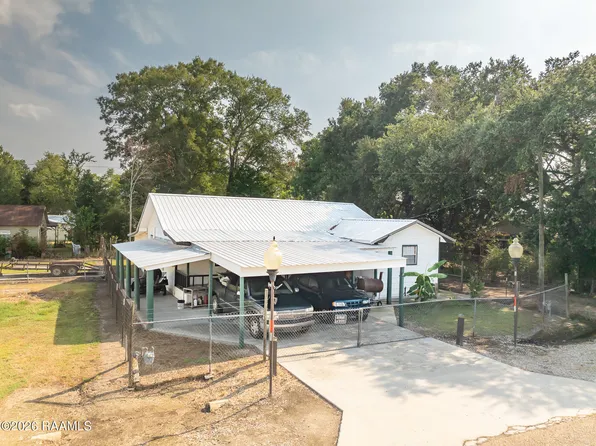 212 Elm St, Mamou, LA 70554