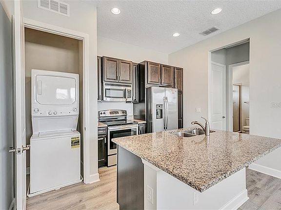 3rd image of 7903 Greengard St