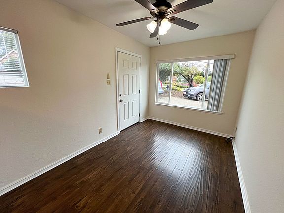 2nd image of 4920 Jensen Rd #B