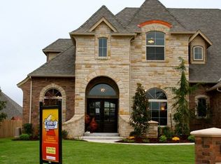 404 Cedarburg Ct, Yukon, OK 73099