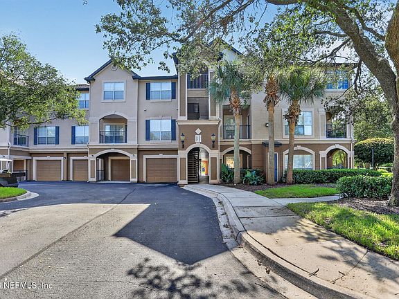 3rd image of 10961 BURNT MILL Road #414