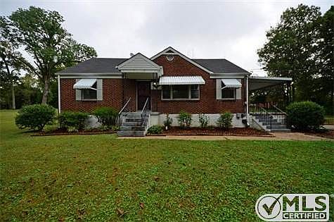 2nd image of 3404 Hunley Dr
