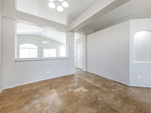 5th image of 1024 E Tonopah Dr