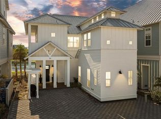 114 Barefoot Ln, Port Aransas, TX 78373