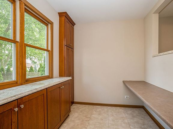 5th image of 1143 Driftwood Ln