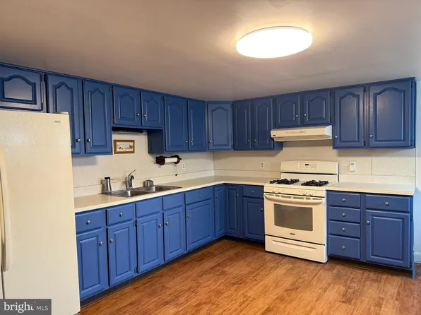 3040 E Federal St, Baltimore, MD 21213