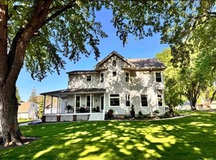 501 W 4th St, Sanborn, IA 51248