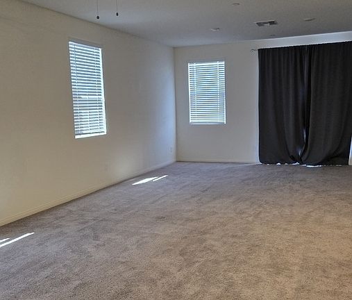 4th image of 839 Hemlock Thicket Pl