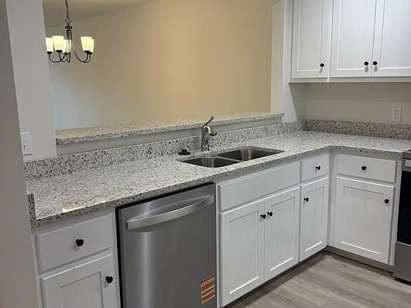 5th image of 114 Juniper Cv