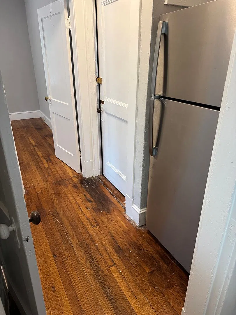 2 bed, 1.0 bath, 1000 sqft, $2,700 — Photo 3