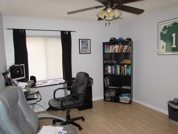 3rd image of 7812 Autumn Wood Dr