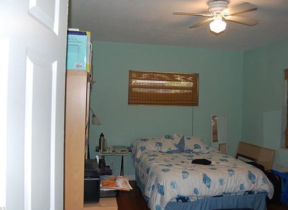 5th image of 1813 Llewellyn Dr