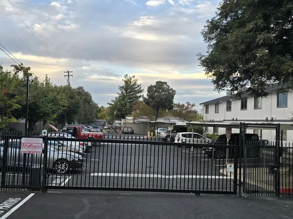 Glen Cole Apartments, 3609 Myrtle Ave APT 4, North Highlands, CA 95660