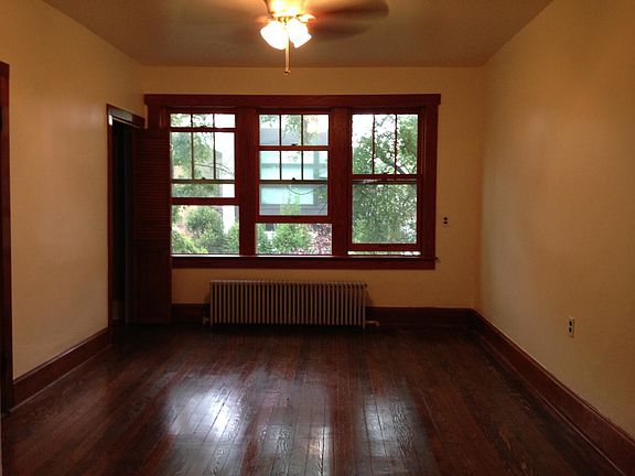 2nd image of 1811 W Race Ave