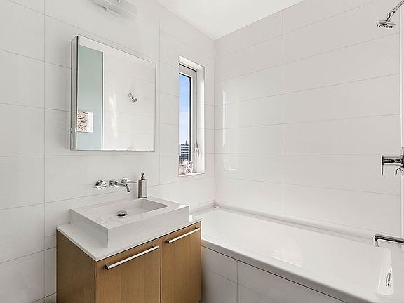 3rd image of 76 Engert Ave APT 8B