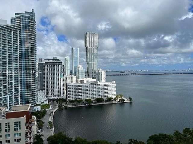 1st image of 1900 N Bayshore Dr APT 2308