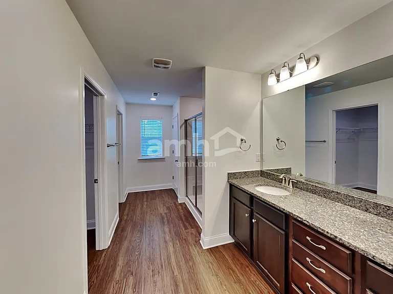 4905 Durant Ct — Photo 12