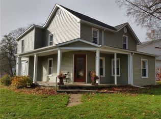41 Broad St, Transfer, PA 16154