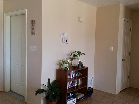 4th image of 4 Timothy Dr