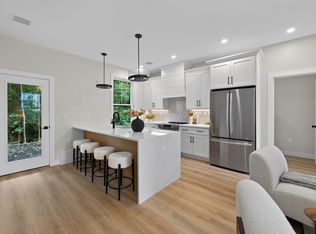 2 Readfield Pl #4, Roxbury, MA 02119